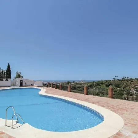 Apartment En Urbanizacion Residencial *